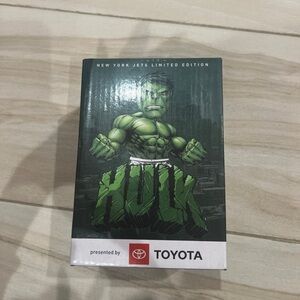 Marvel Hulk Green Figure Box